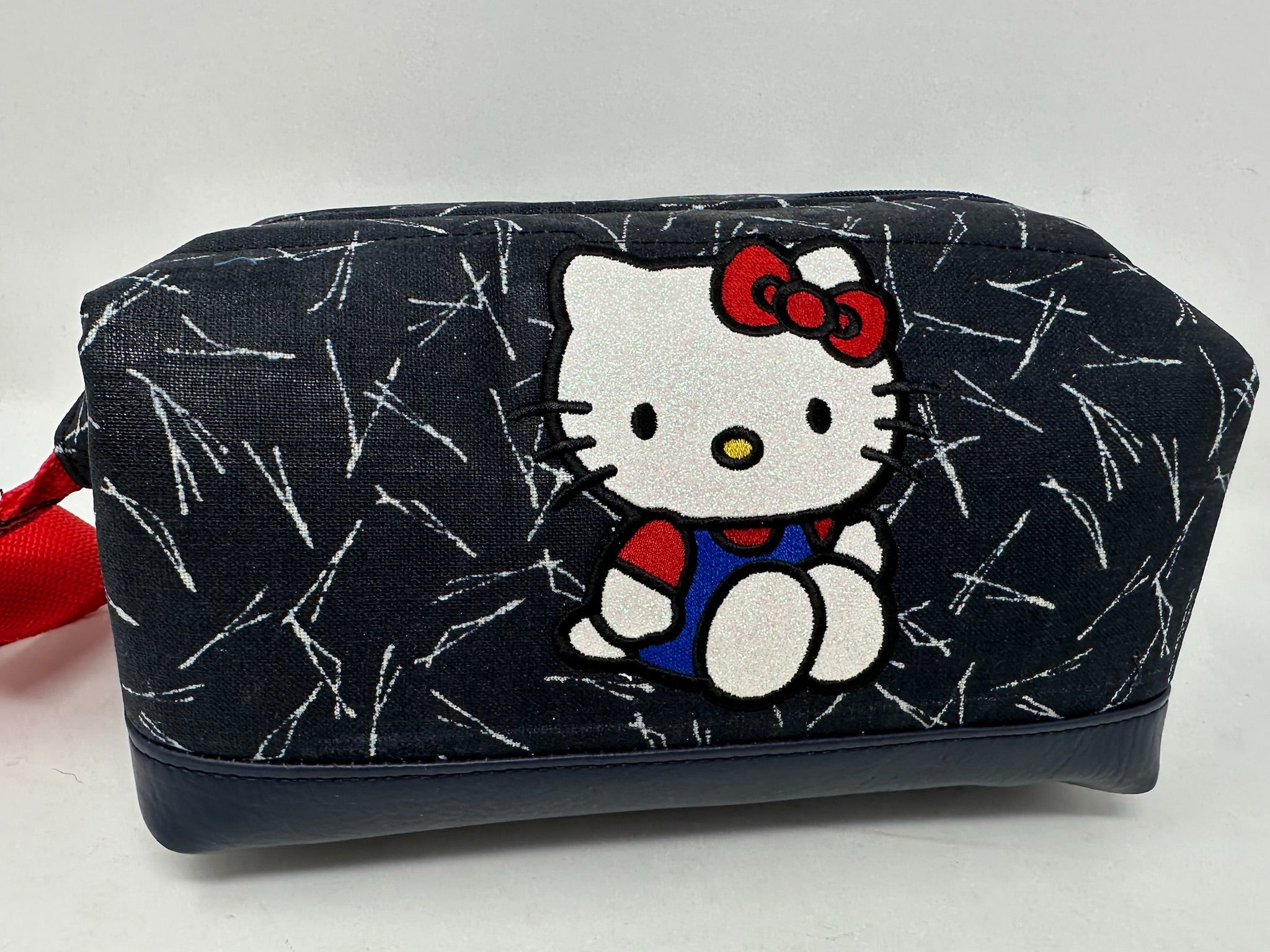 Toiletry/Shaving/Dopp Kit - Hello Kitty