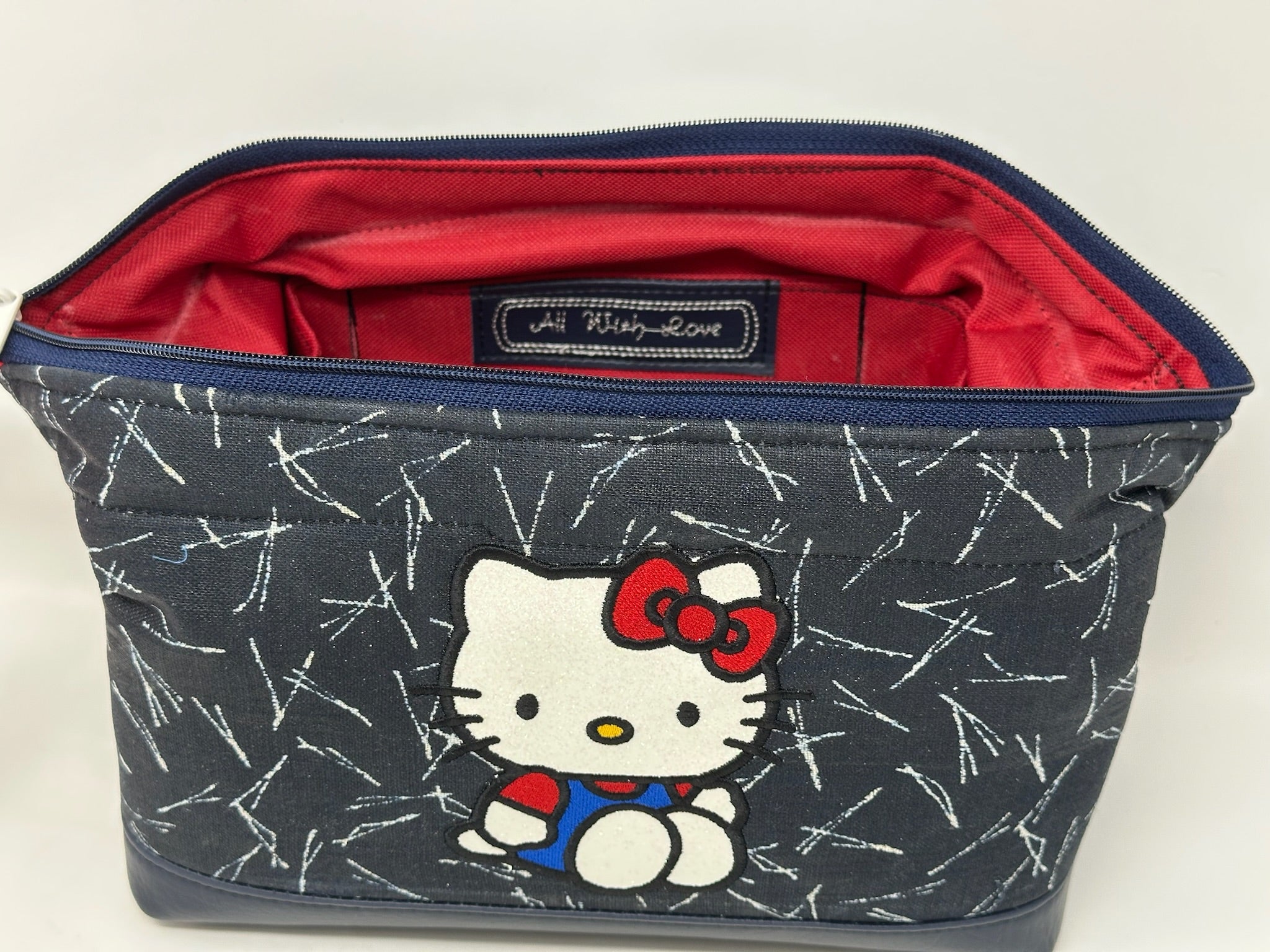 Toiletry/Shaving/Dopp Kit - Hello Kitty