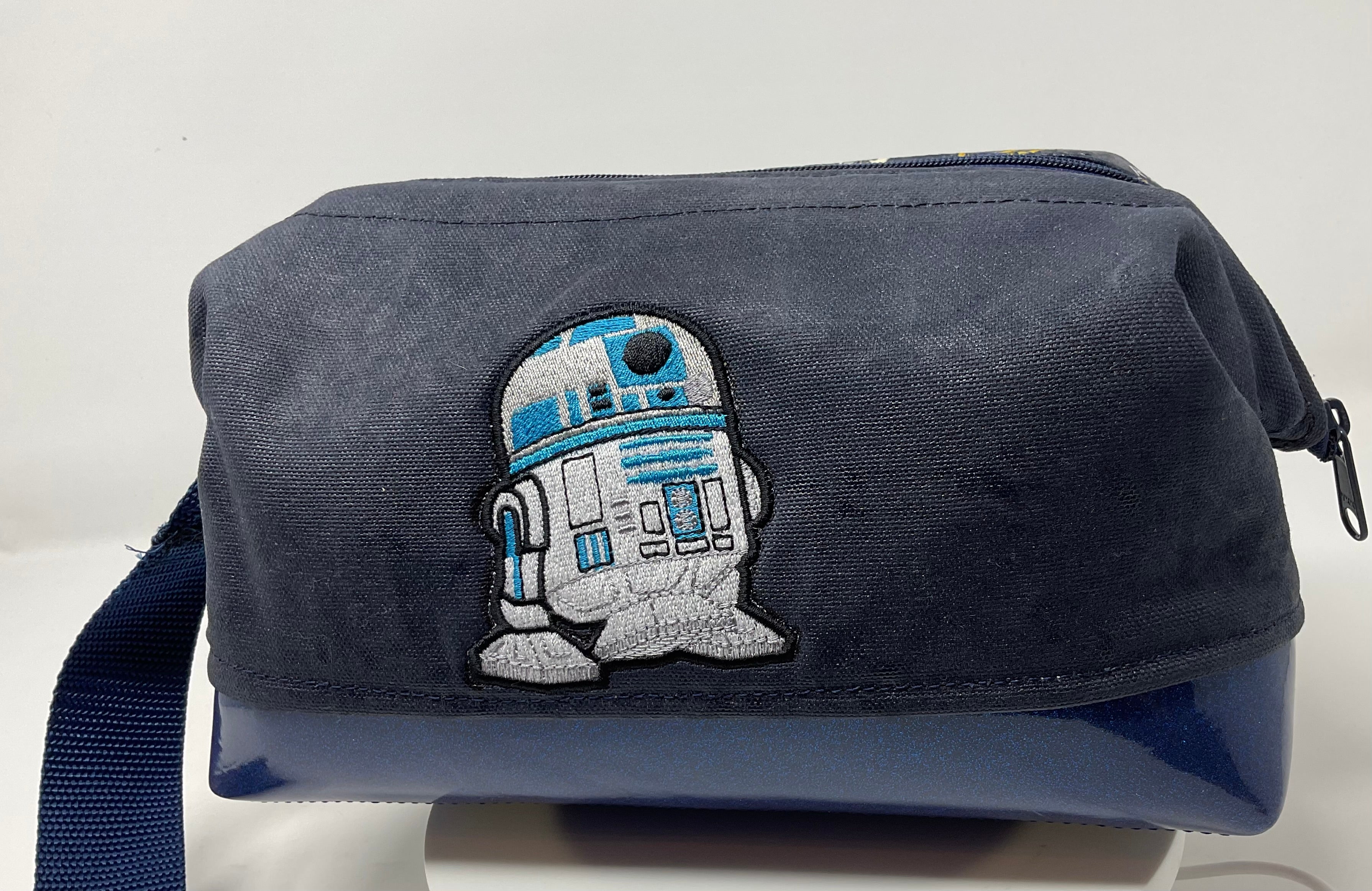 Toiletry/Shaving/Dopp Kit -  Star Wars R2-D2